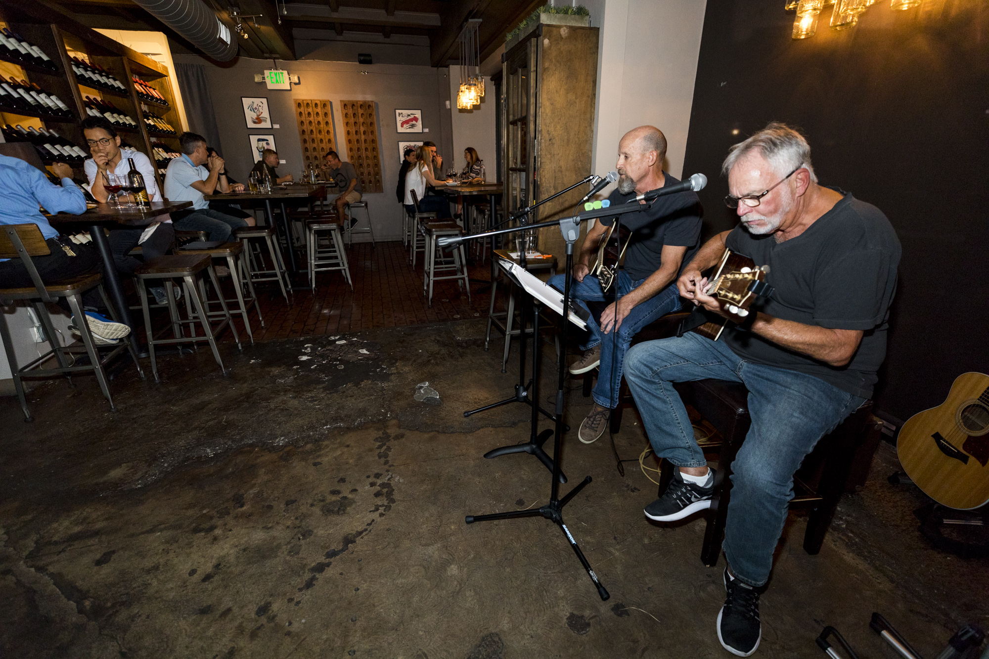 Bill_Madden_and_Tim_Kennedy_at_District_Wine