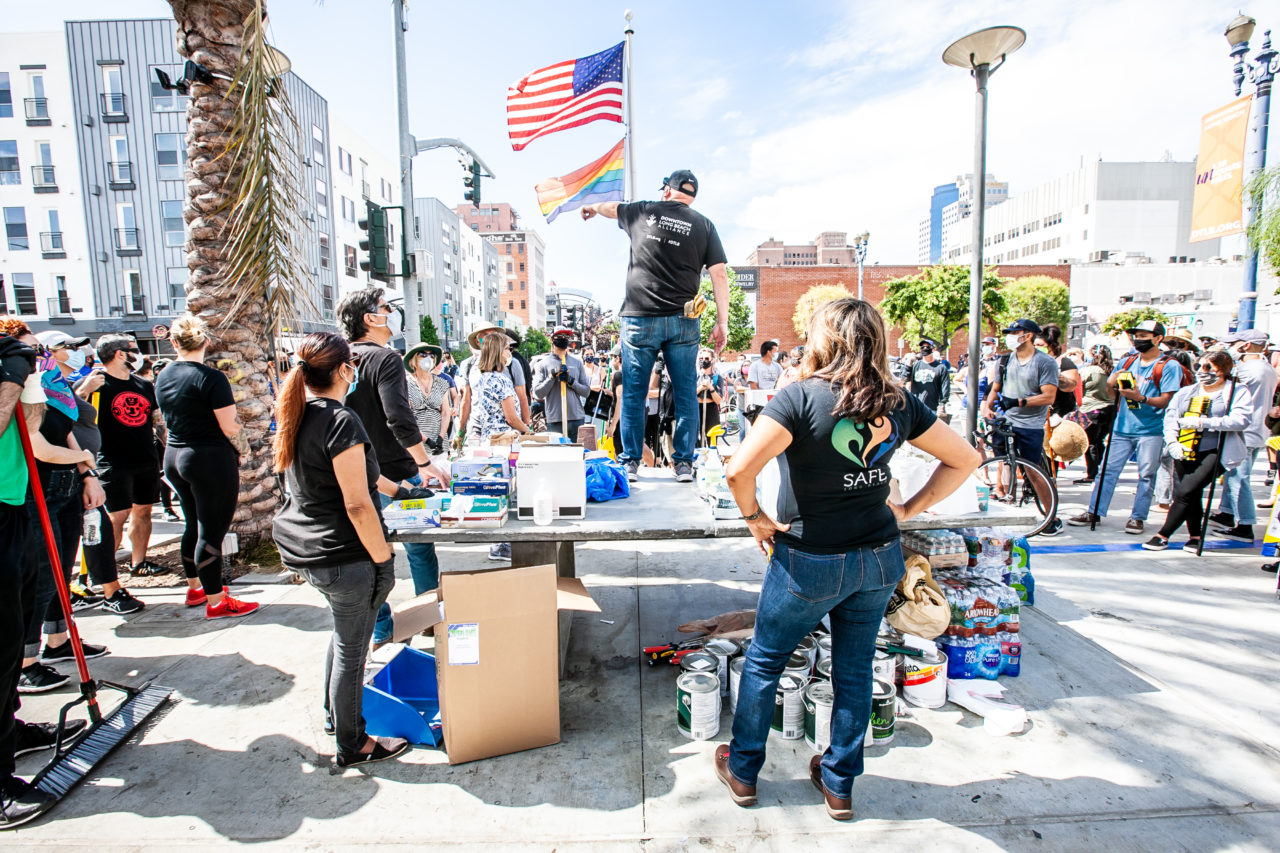 IN PICTURES: Downtown Community Clean-Up | Downtown Long Beach Alliance